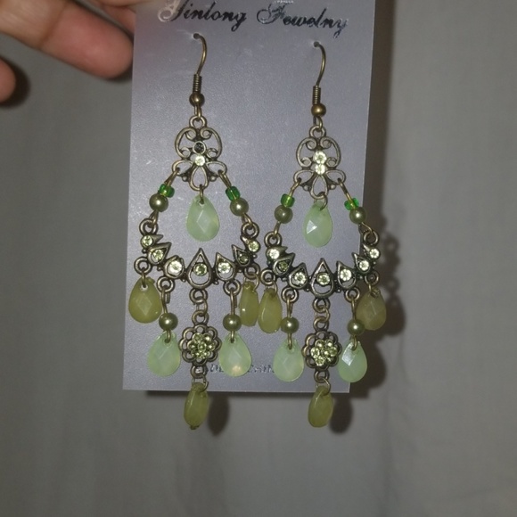 Jewelry - FABULOUS EARRINGS NIB